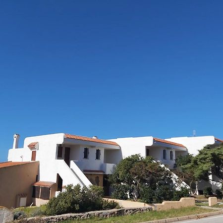 Residence Baia Santa Reparata Санта Тереза Галура Екстериор снимка