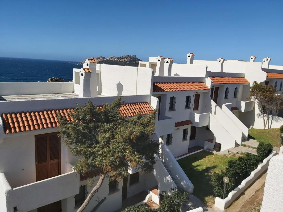 Residence Baia Santa Reparata Санта Тереза Галура Екстериор снимка