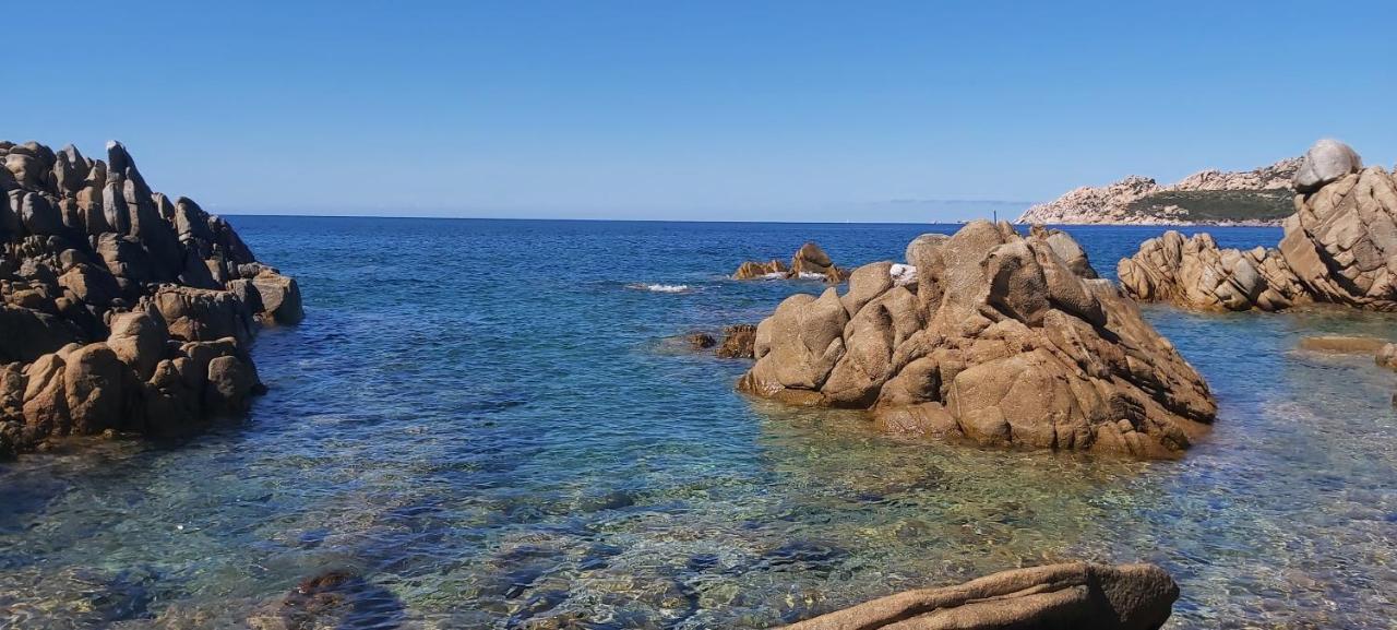 Residence Baia Santa Reparata Санта Тереза Галура Екстериор снимка