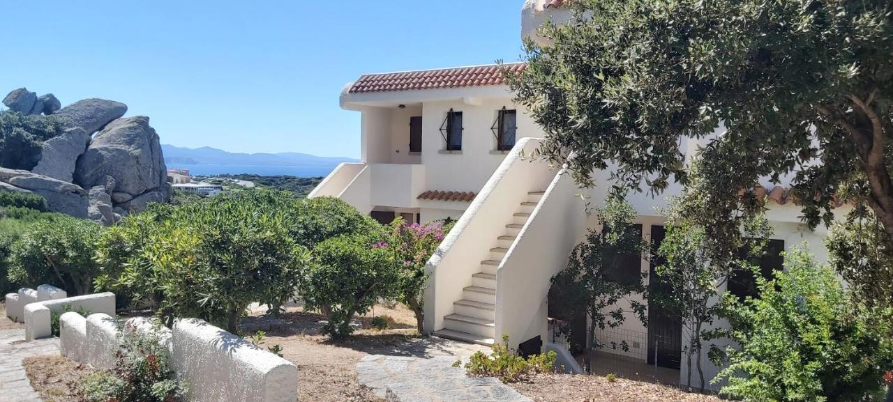 Residence Baia Santa Reparata Санта Тереза Галура Екстериор снимка